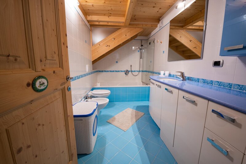 Rasom Nicola - La Casa di Niki