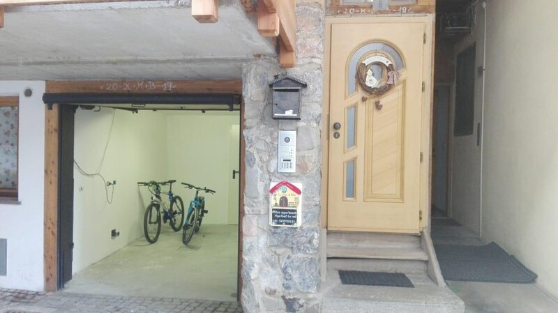 Rasom Nicola - La Casa di Niki