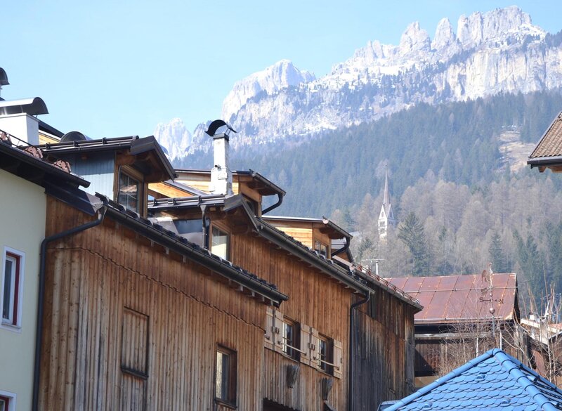 Rasom Nicola - La Casa di Niki